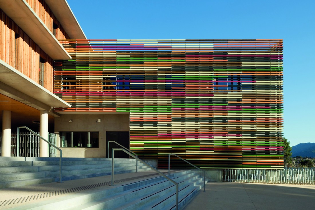 TERRACOTTA RAINSCREEN | Telling Architectural Systems