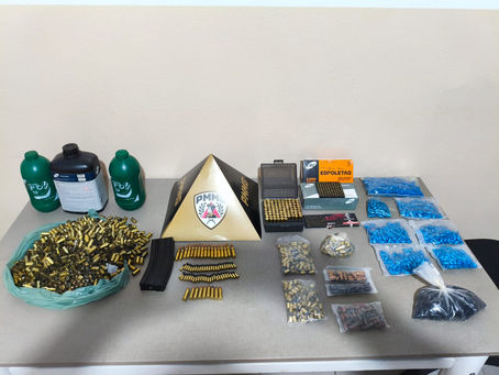 Pouso Alegre - PMMG apreende 161 munições, incluindo calibre restrito