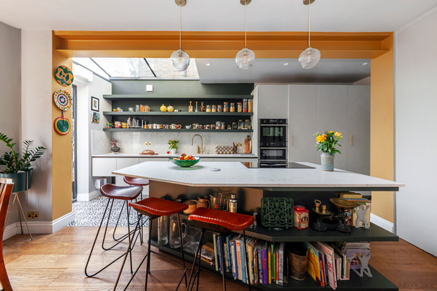 Sunshine & Studio | Steven Andrews Bespoke