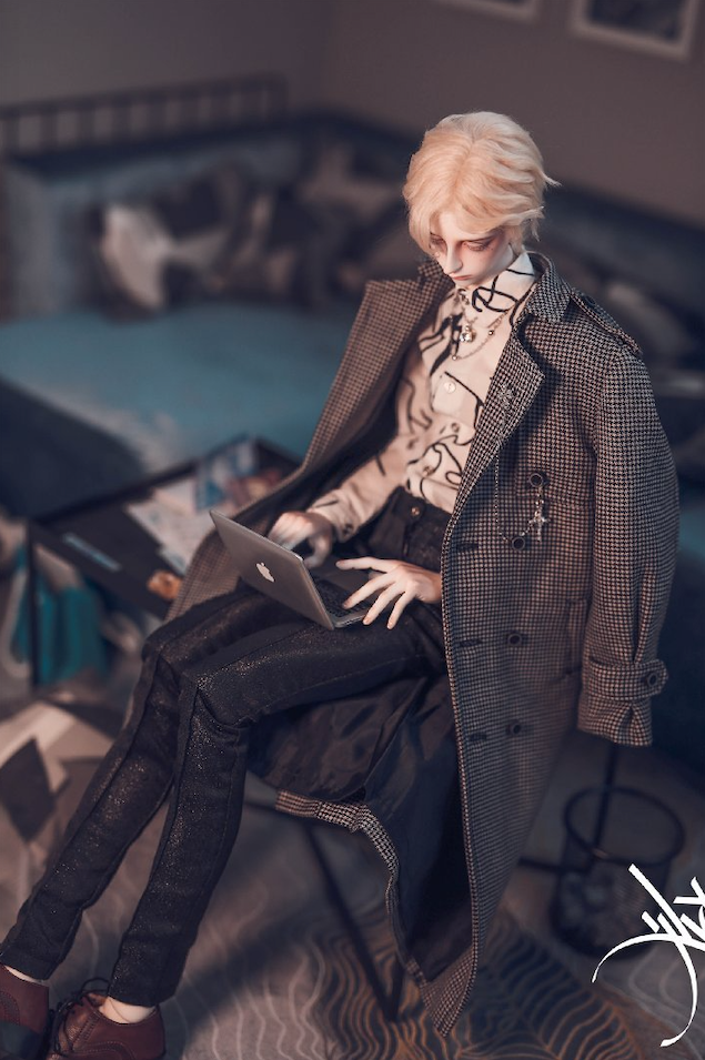 Gentleman by Strawberry Studio