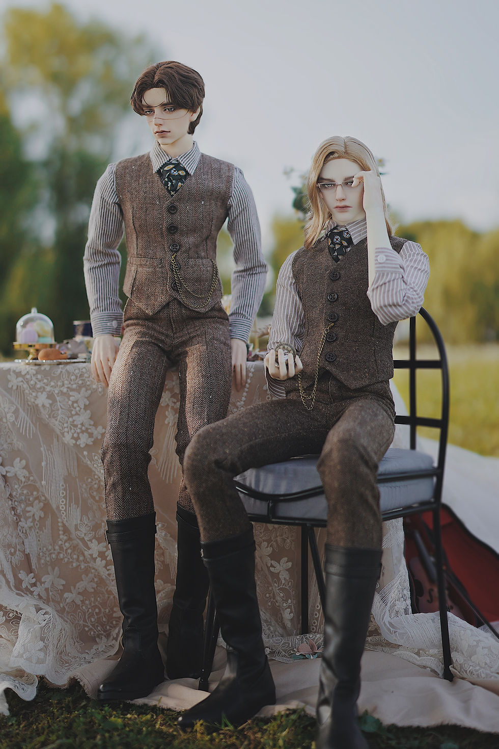 Thumbnail: The Gentlemen by Blank