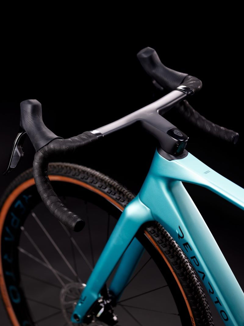 Thumbnail: Bianchi Impulso RC GRX 825 Di2 2x12 2025