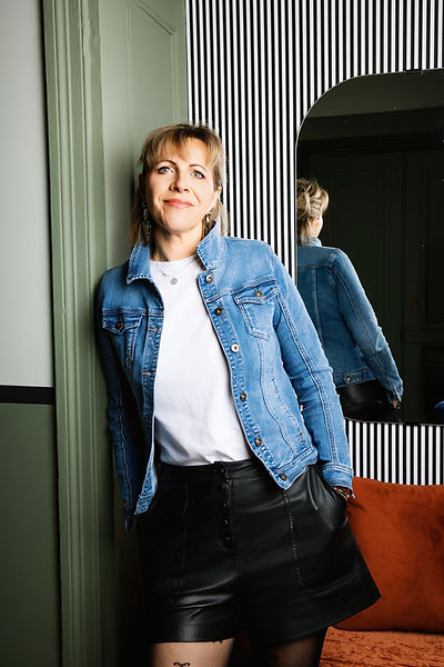 0001_MllehirondelleGRacienne-1000 - Copie (2).jpg