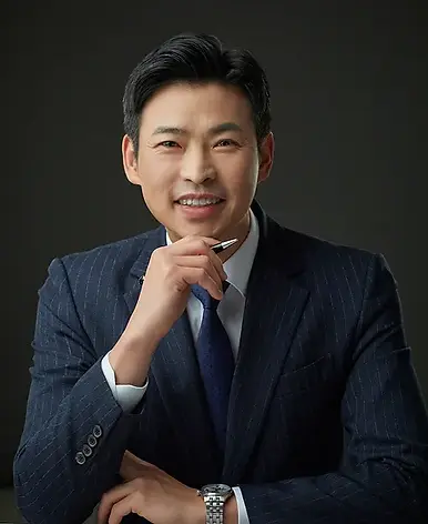 02이길우 변호사.webp