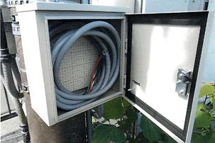 発電機接続コード収納盤
