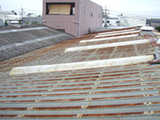 屋根塗装 Y倉庫屋根施工前