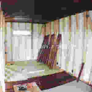 ②2階寝室 床・天井…モミ