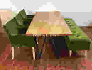 ダイニングテーブル