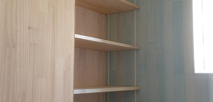 むくり屋根の家 パントリー