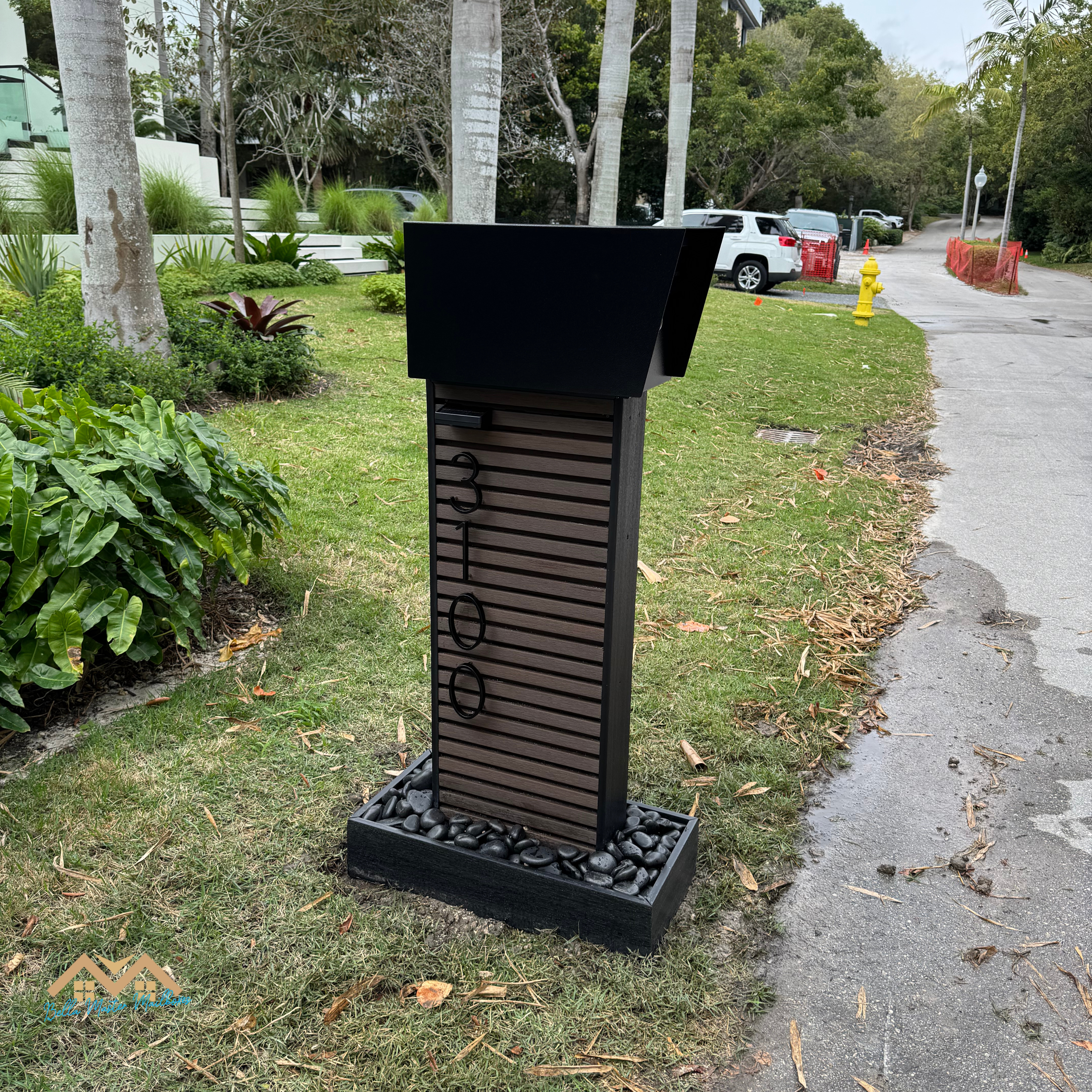 Baby Norx Brown Composite with Frame Top-Mount Mailbox