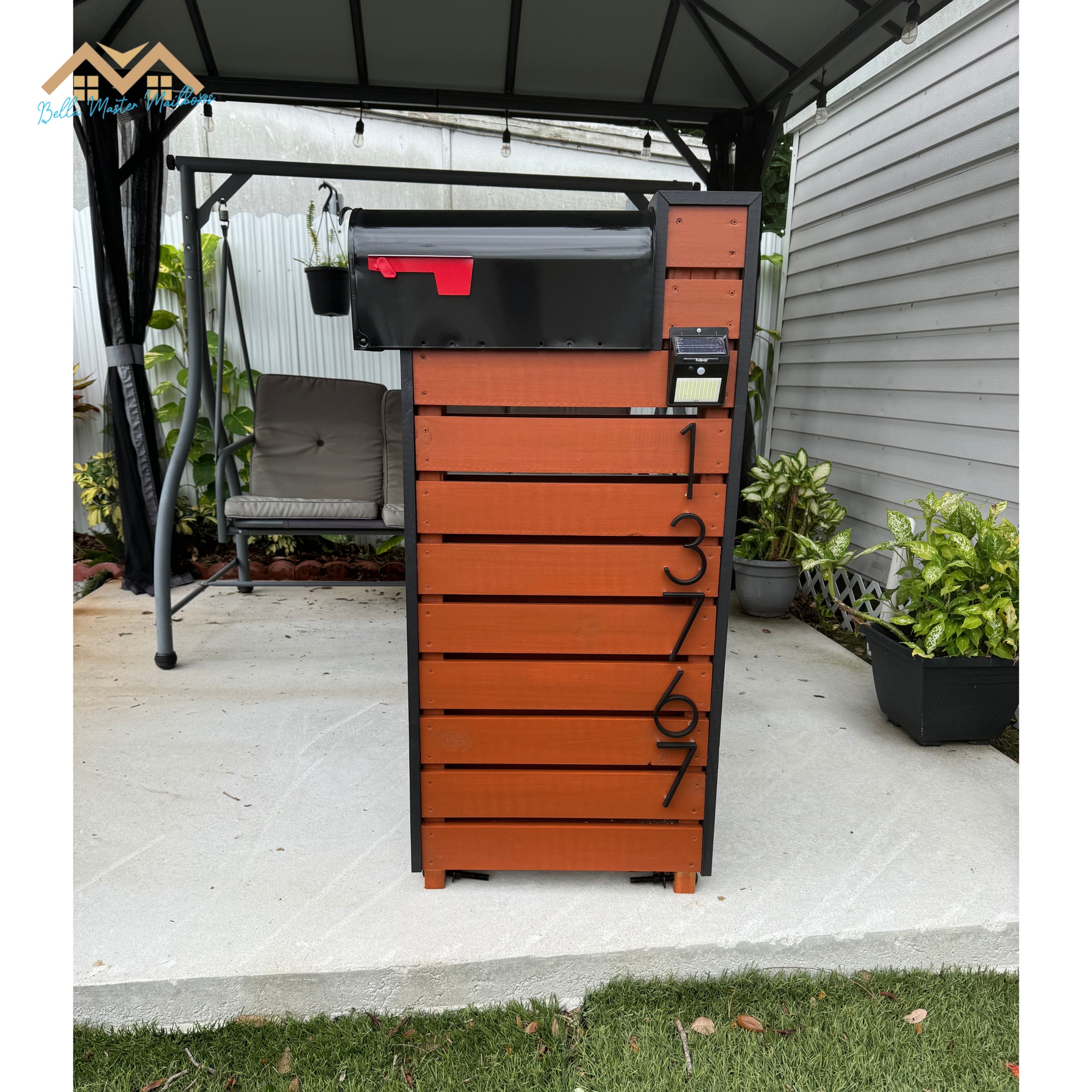 Painted Wood Differents Colors Top-Mount Mailbox