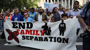 Refugiados demandan al gobierno de Estados Unidos, por daños psicológicos.
