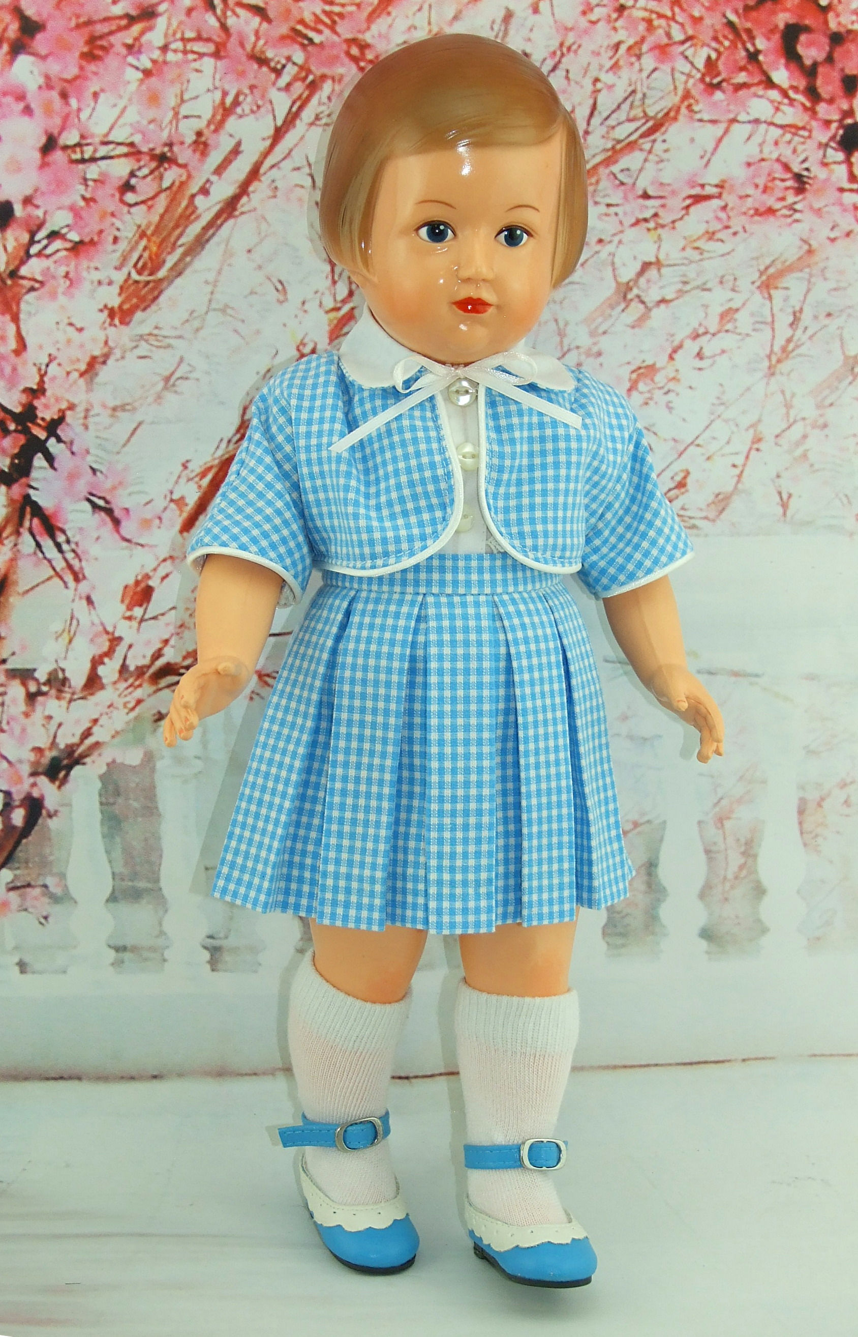 Tenue pour poupée Françoise , Francette de Modes et Travaux Mai 1957