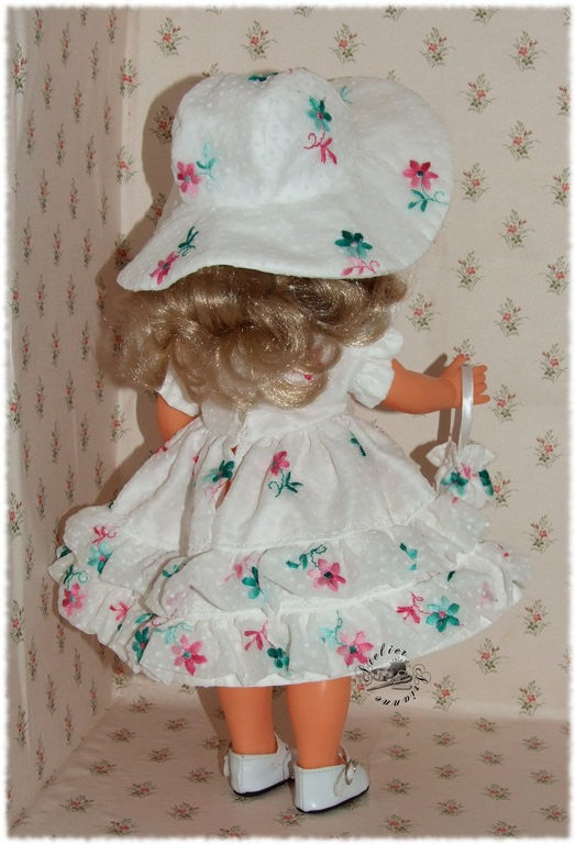 Miniature : Commande pour Monique Tenue pour poupée Françoise Modes et Travaux Juillet 1952
