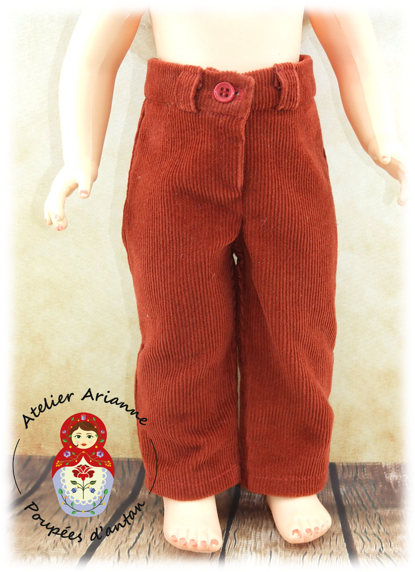 Pantalon pour poupée Françoise de Modes et Travaux