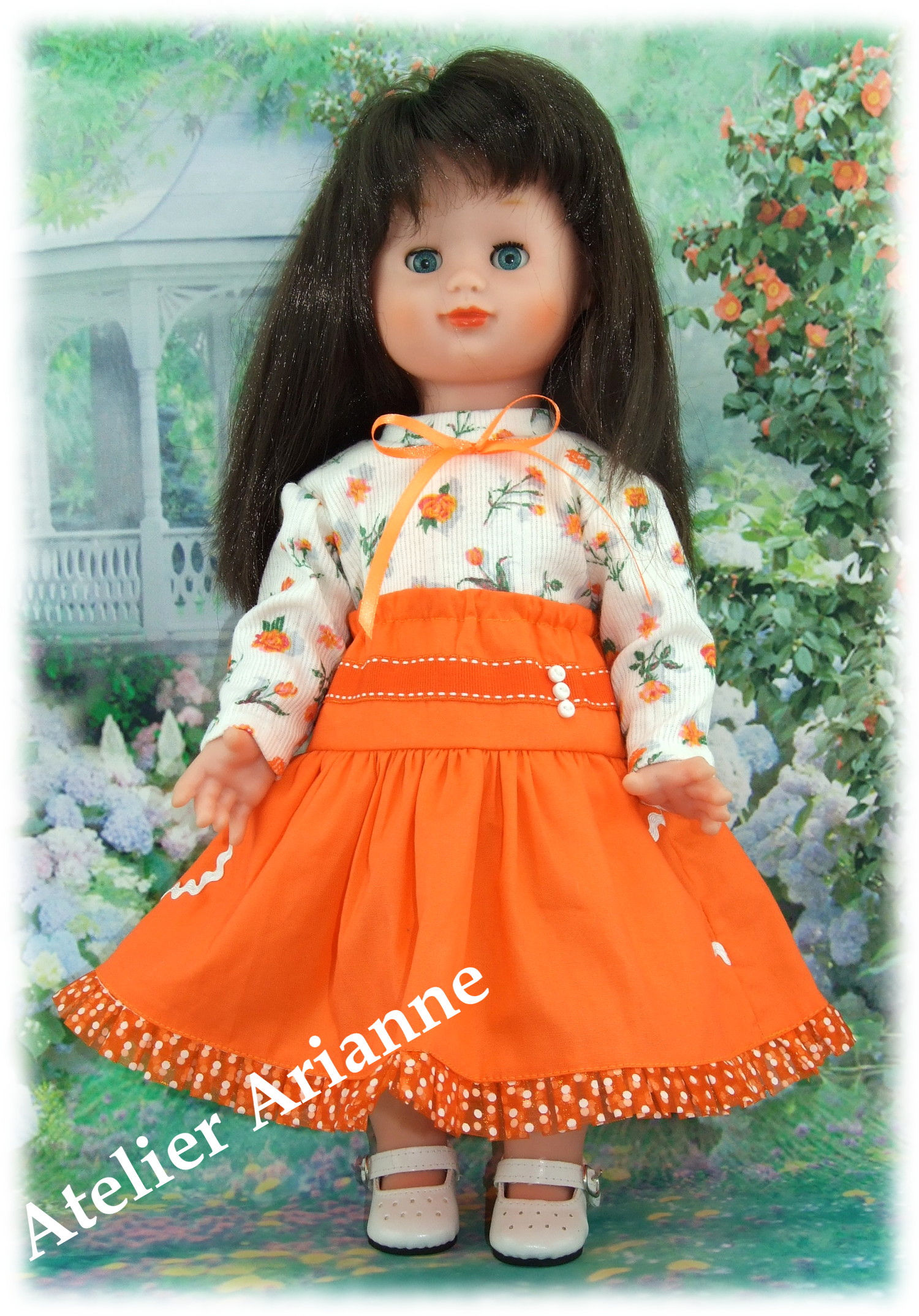 Tenue pour poupée Emilie Modes et Travaux Décembre 2012