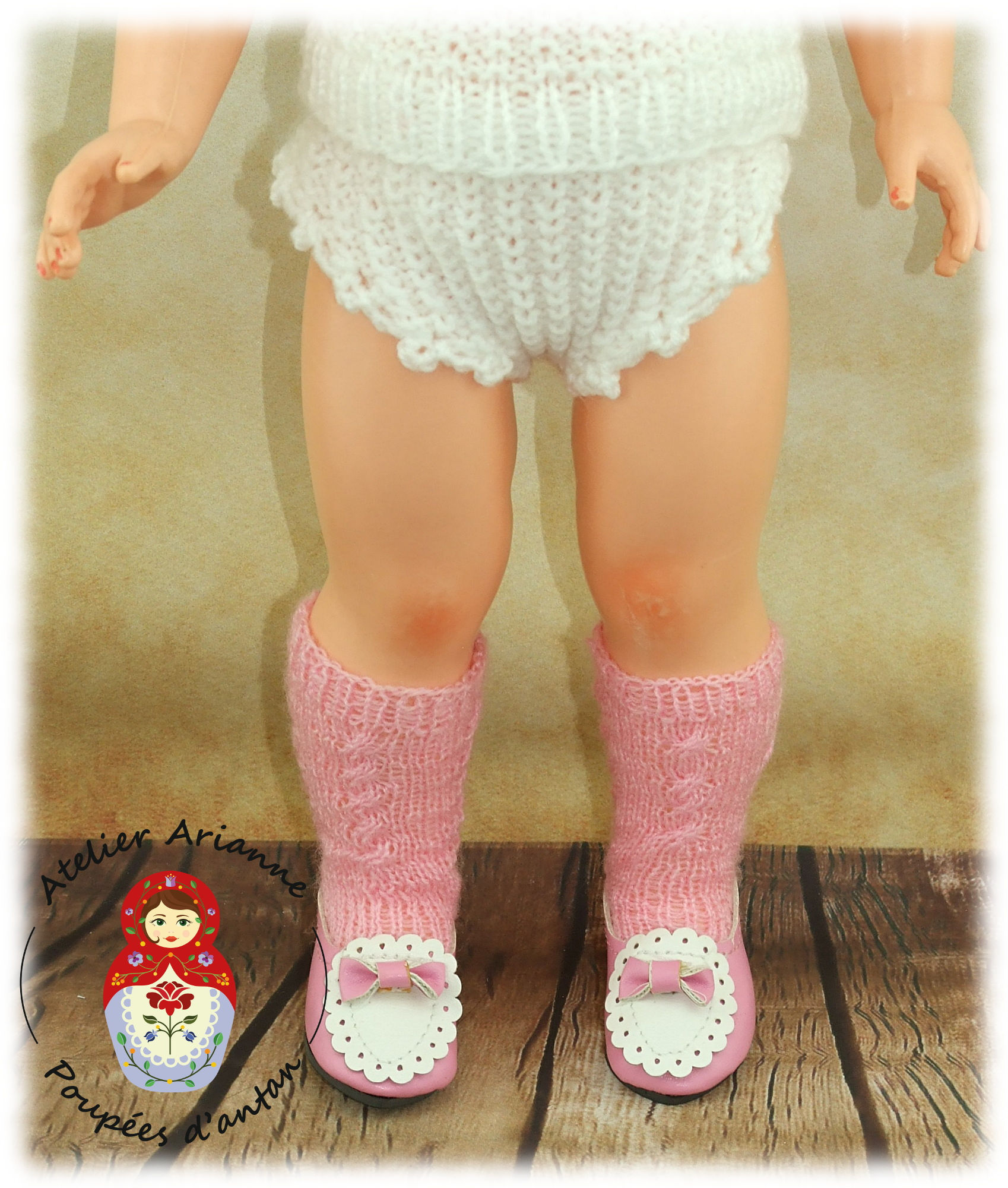 Chaussettes rose foncé tricotées pour : Françoise, MF, Francette