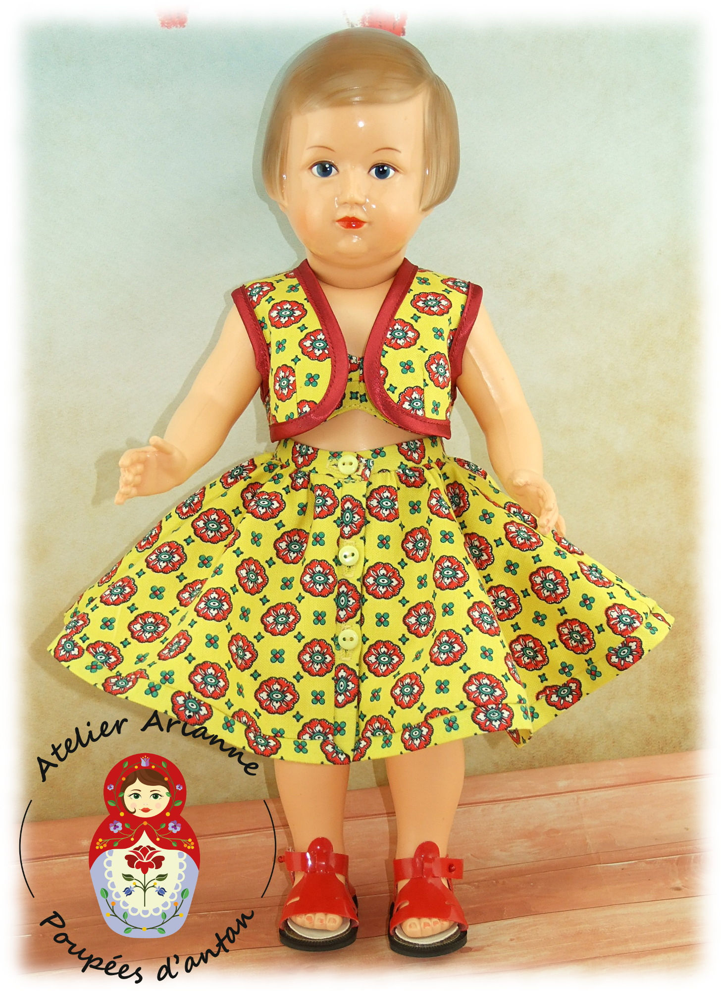 Juillet 1955 Tenue pour poupée Françoise Modes et Travaux