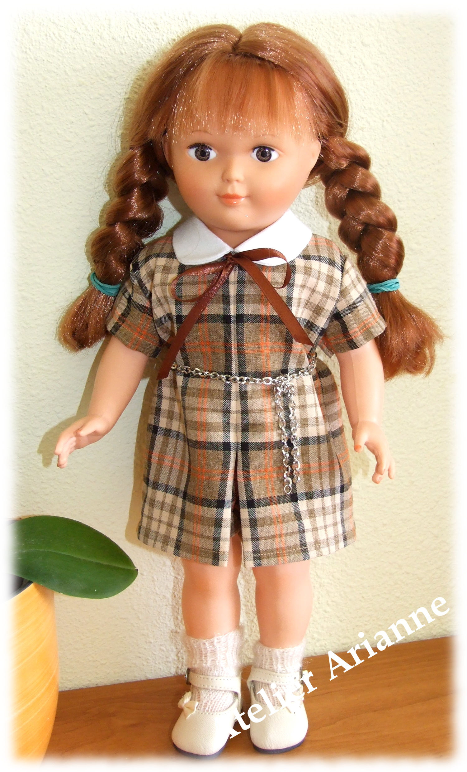 Tenue Modes et Travaux pour Marie-Francoise Mars 1969