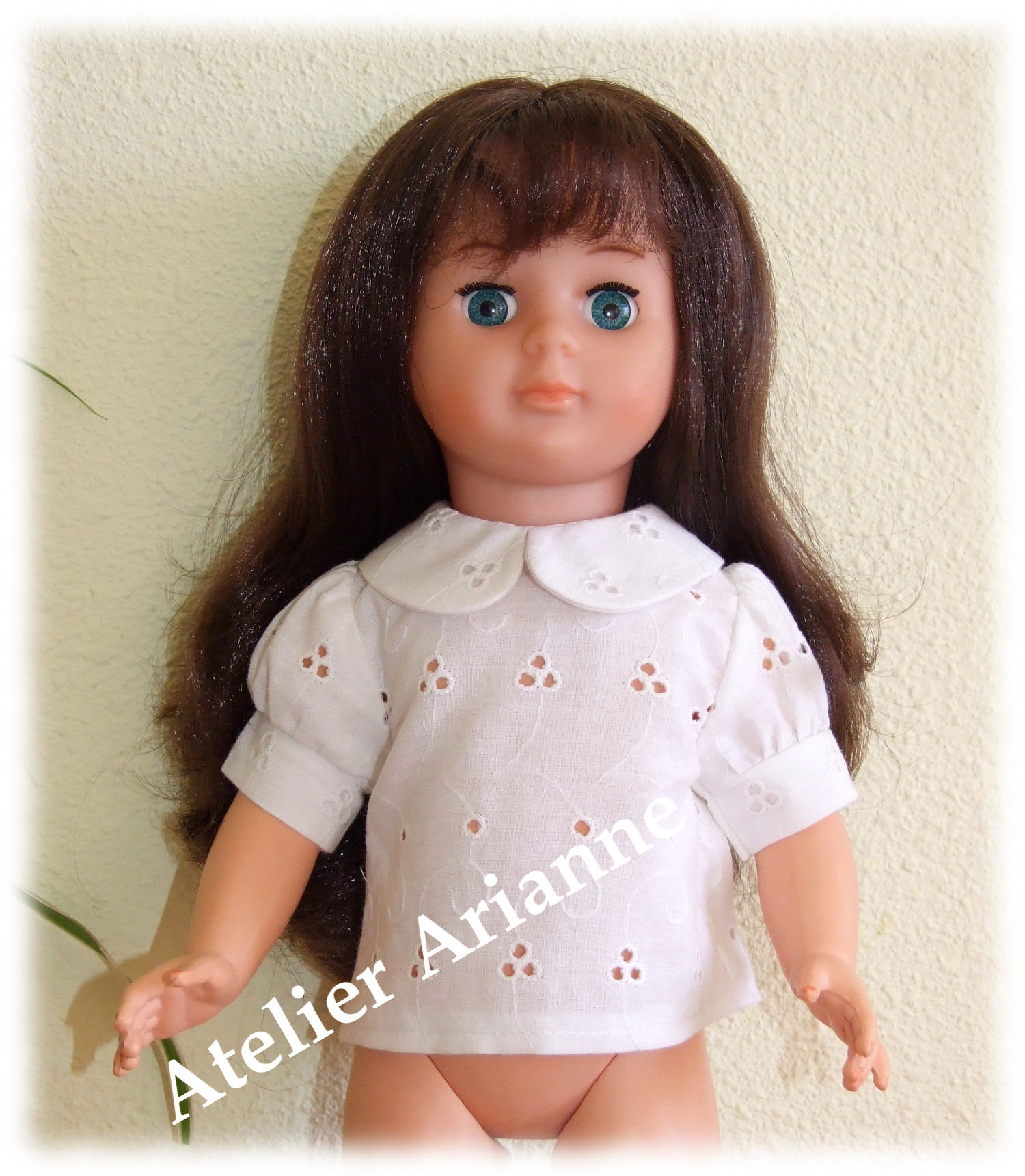 Chemise pour poupée Modes et Travaux  Françoise, Francette, Louise