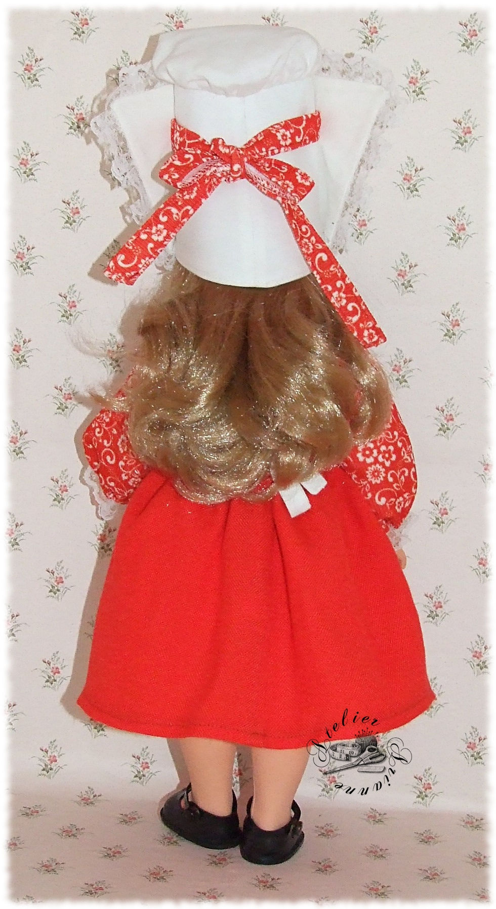 Miniature : Tenue Françoise ou Marie-Françoise Février 1977