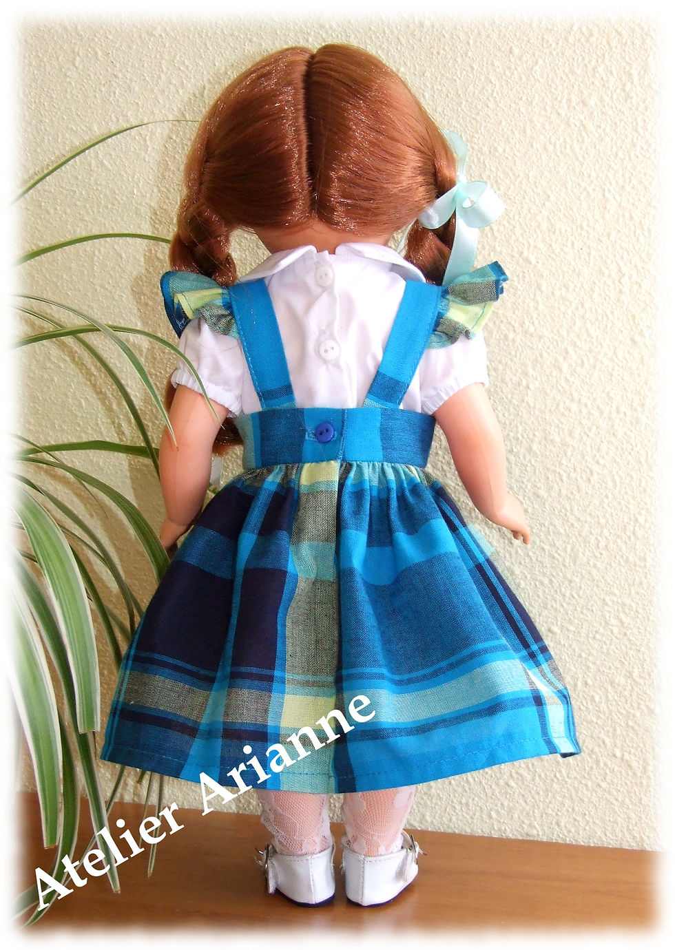 Miniature : Tenue Ilona pour poupées Modes et Travaux Marie-Françoise, Louise, Emilie ...