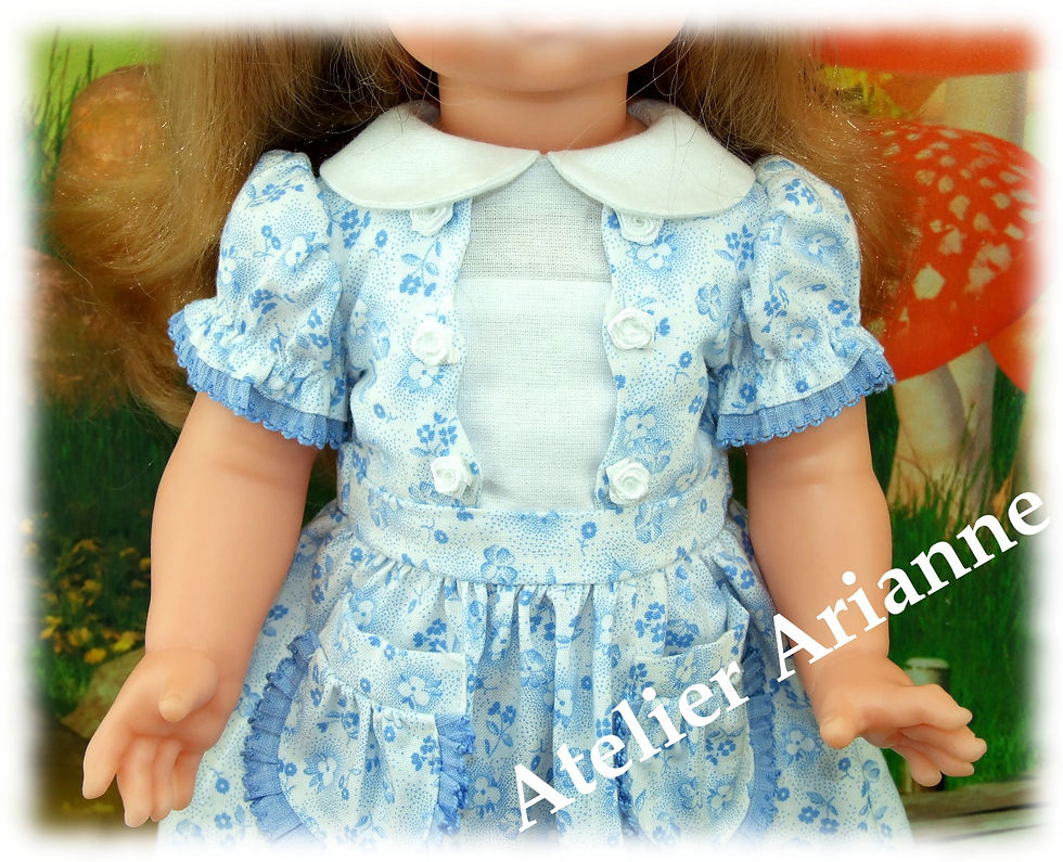 Miniature : Tenue Dafné pour poupée  Marie-Françoise ou Emilie Modes et Travaux