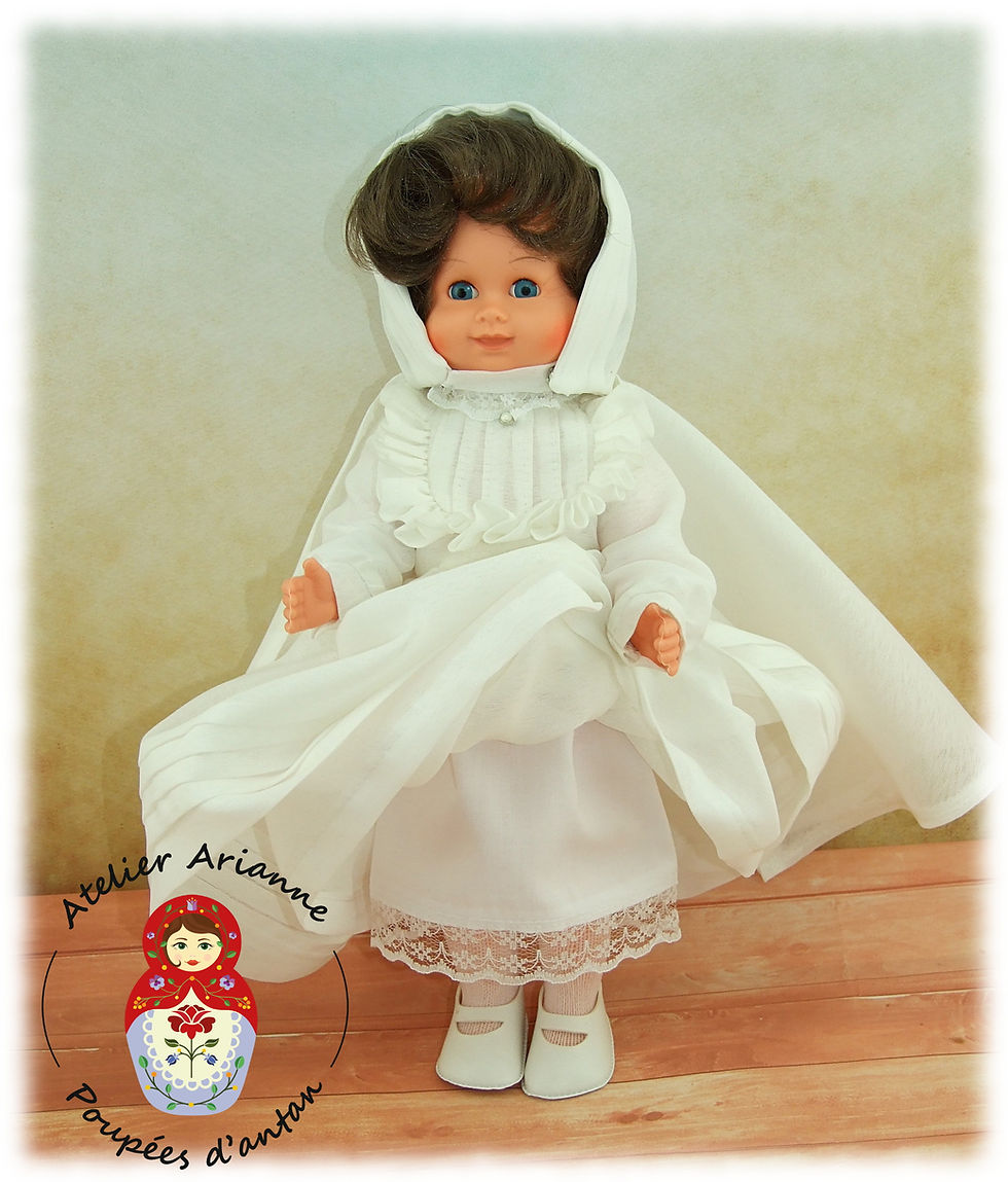 Miniature : Mai 1972 Tenue pour poupée 31 cm