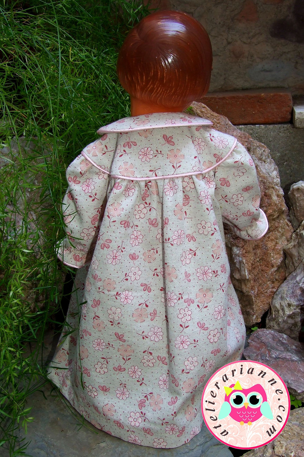 Miniature : Tenue pour poupée Françoise Modes et Travaux Avril 1955
