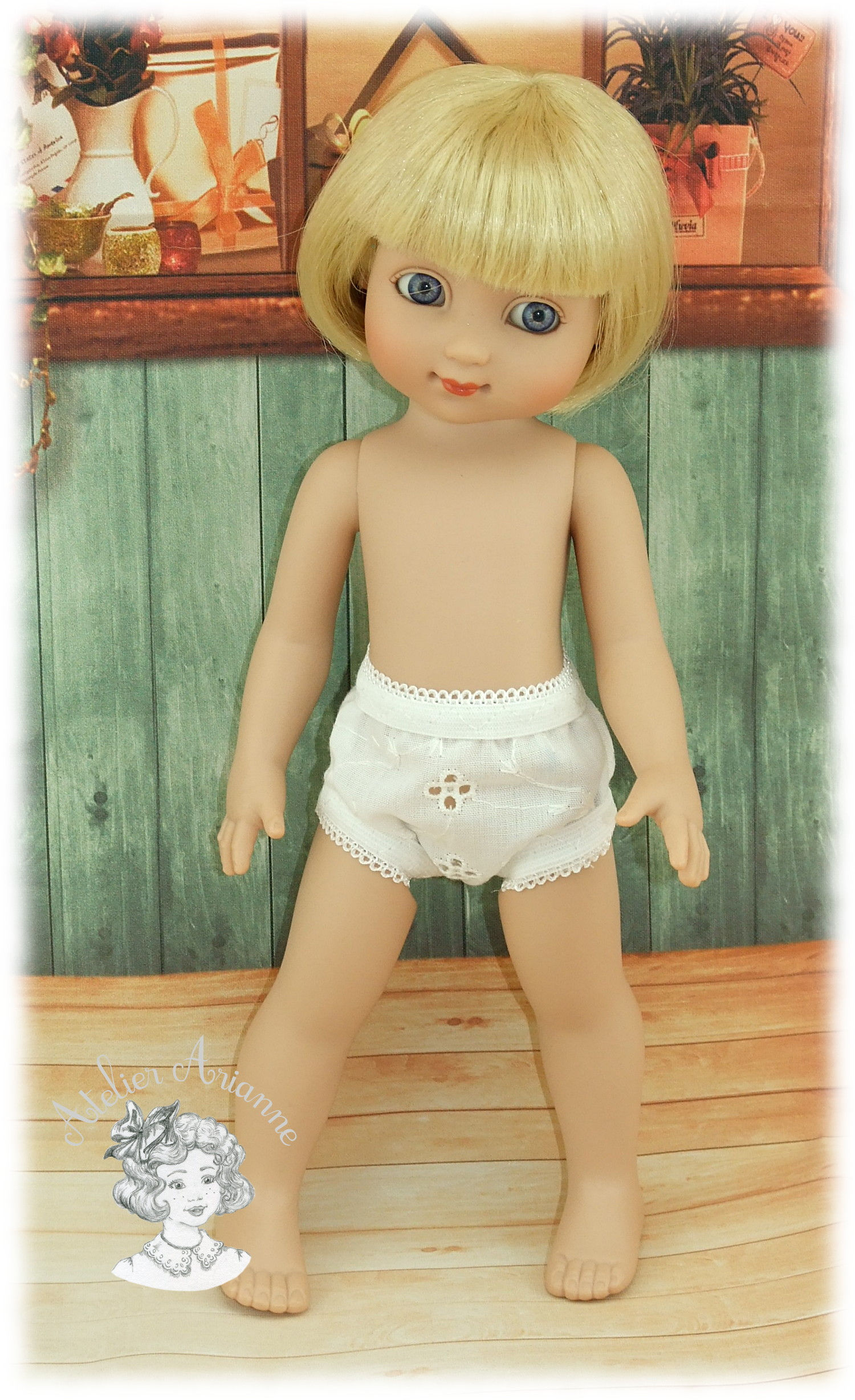 Culotte pour poupées Ann-Estelle et autres de 22-25 cm