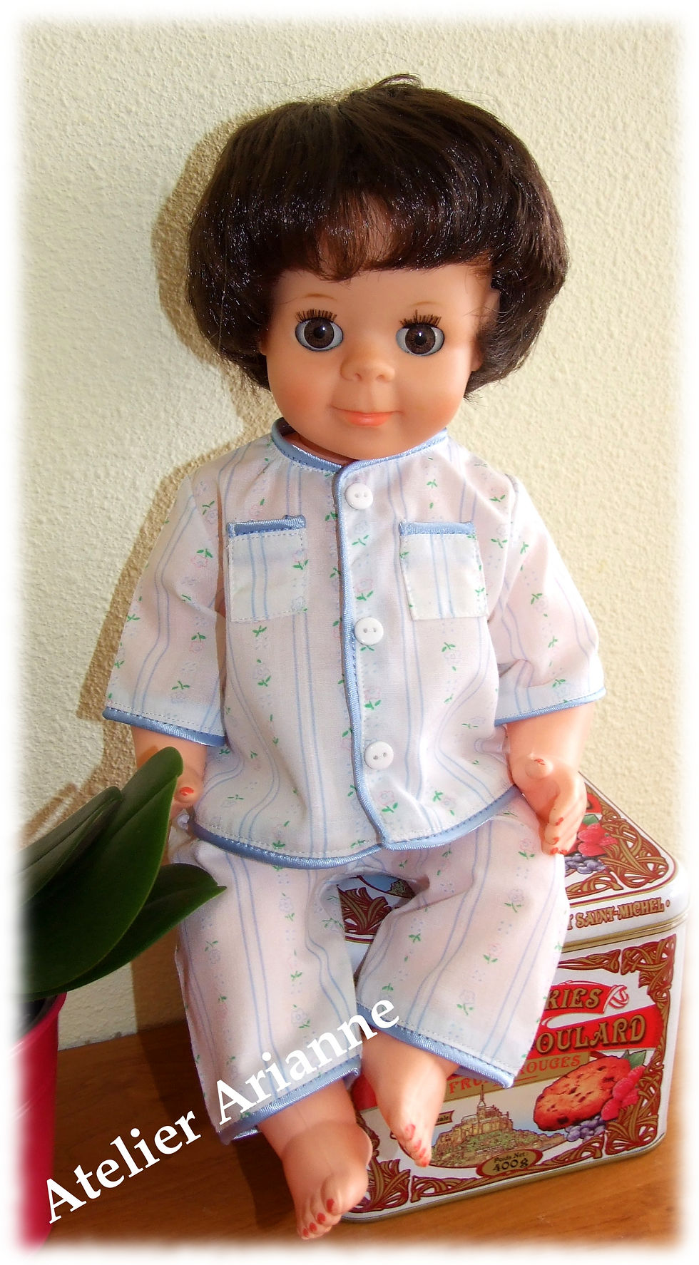 Miniature : Tenue Décembre 1962 pour poupée de Modes et Travaux Michel, Jean-Michel