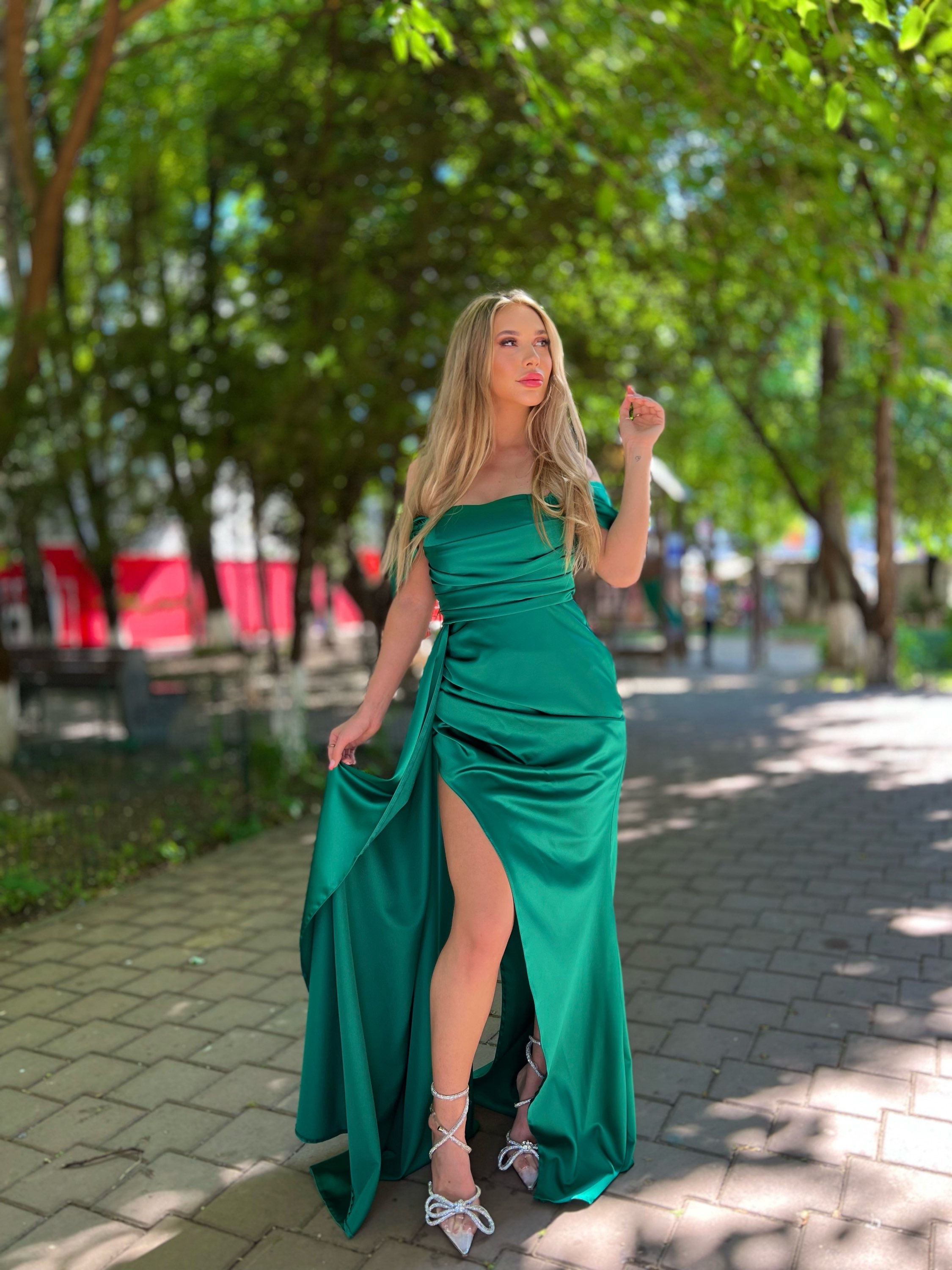Rochie lunga de gala Kylie verde 