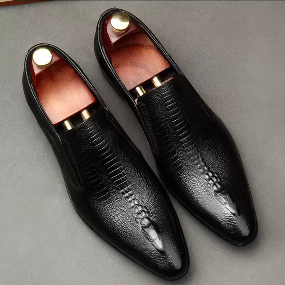 Thumbnail: Black burgundy men pointed toe dress shoes Genuine Leather Oxford Shoes For Men 
