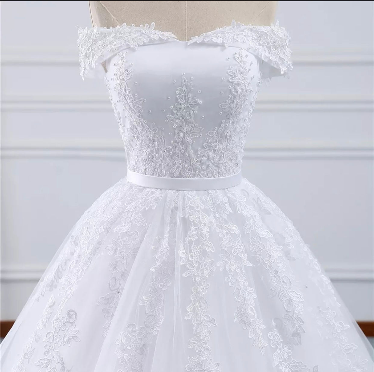 2022 Lace Gowns Wedding Dress Robe Princesse Mariage Plus Size Long Train Tulle 