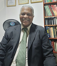 Valdeir 1_edited.jpg