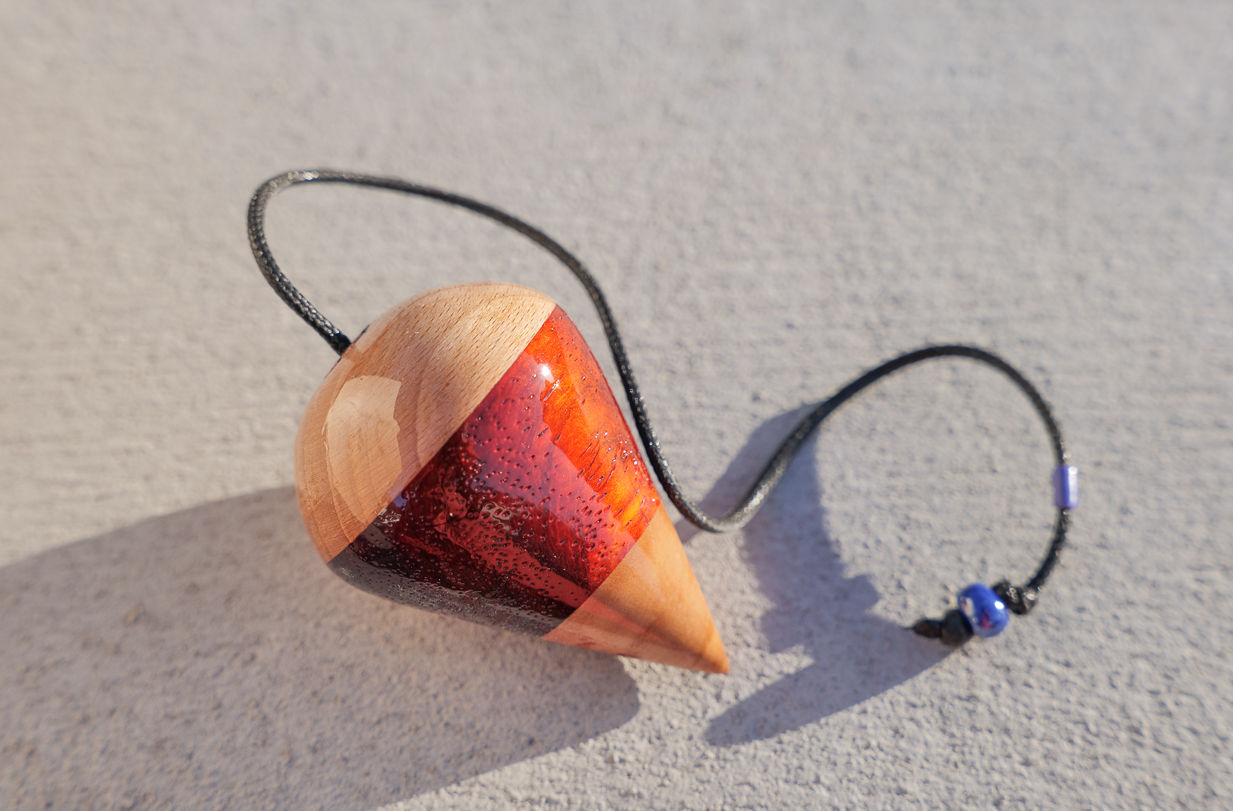 Pendel Holz drei farben glanz