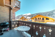 The upstairs BBQ area_