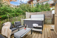 The chalet enjoys incredible views and a cozy atmosphere_