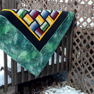 Rainbow Railfence, designed, pieced, and quilted by VA, December 2020.