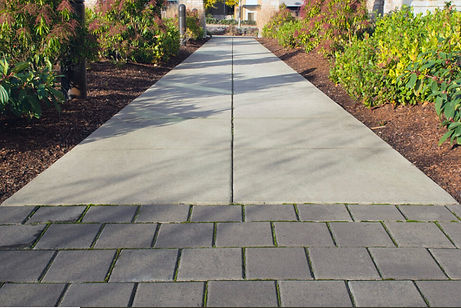 St Paul, MN residential sidewalk installation near me.jpg