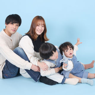 フォトスタジオエヌプラス,光市,フォトスタジオNplus,Nplus,エヌプラス,フォトスタジオ,山口県,光市フォトスタジオ,山口県フォトスタジオ,スタジオ撮影,
写真館,写真スタジオ,レンタルスタジオ,出張撮影,写真,中村印刷,中村印刷株式会社,家族撮影,ファミリーフォト,夫婦,子ども