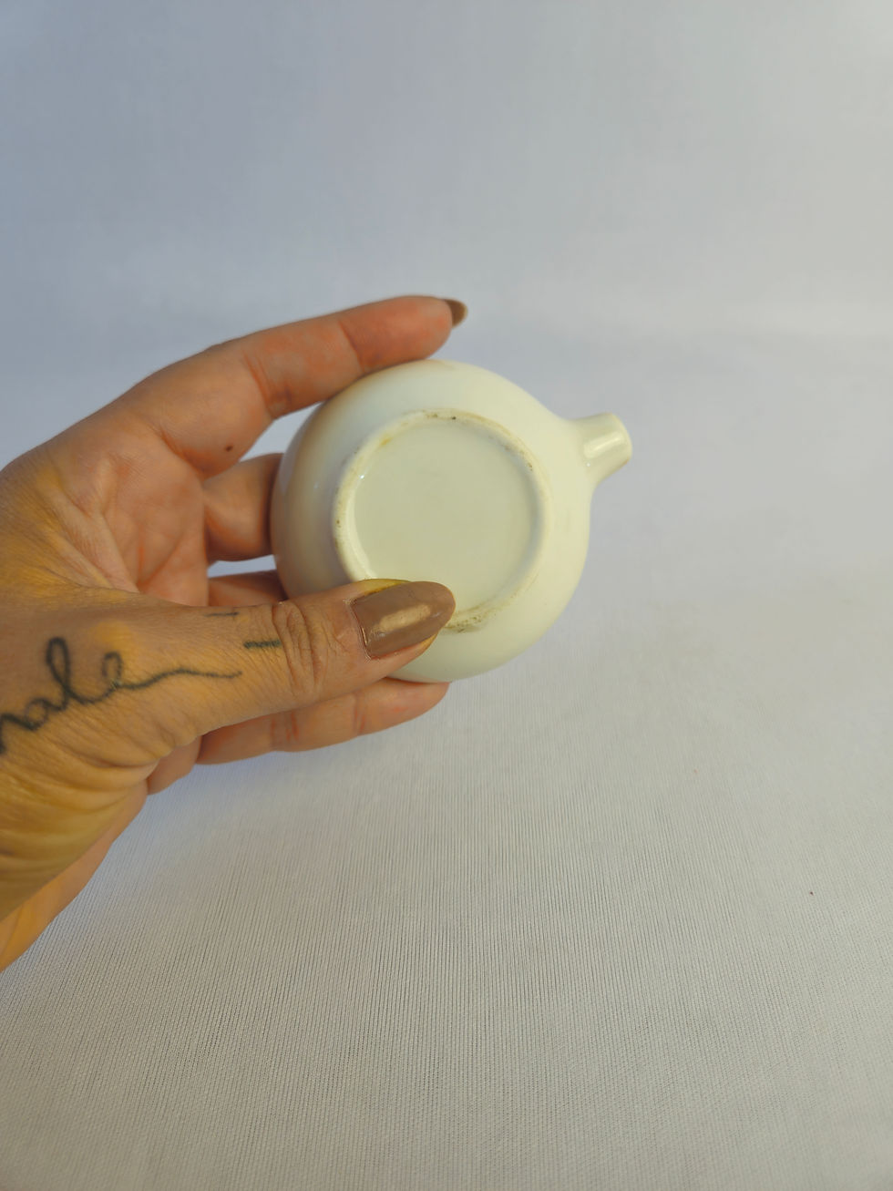 Miniatura: Pequeno Cinzeiro em Porcelna Pintada a mão