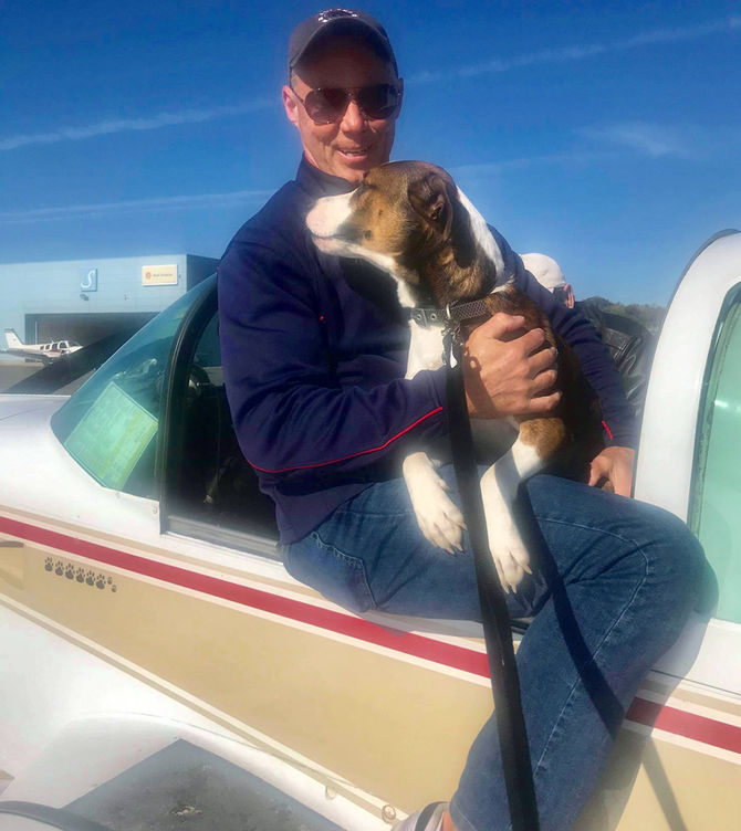 A 2 dog Pick up for CrisisDogsNC Freedom Flight