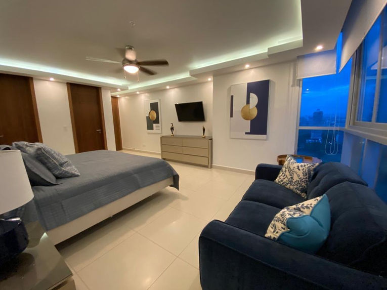 This bright and spacious 2-bedroom apartment (Unit 21-F) offers comfort, security, and city views in a modern high-rise setting. Ideal for professionals, couples, or small families looking to enjoy an elegant lifestyle in a well-connected location.