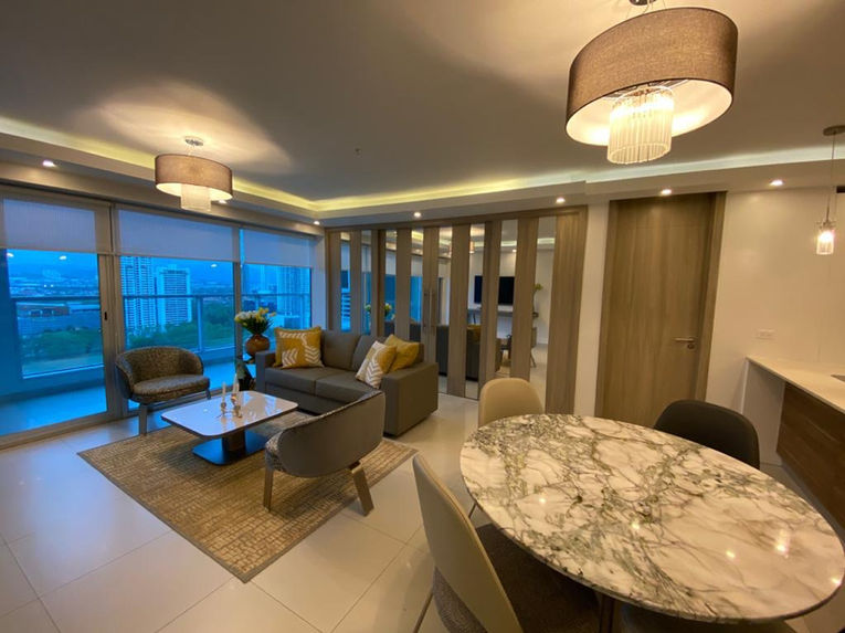 This bright and spacious 2-bedroom apartment (Unit 21-F) offers comfort, security, and city views in a modern high-rise setting. Ideal for professionals, couples, or small families looking to enjoy an elegant lifestyle in a well-connected location.