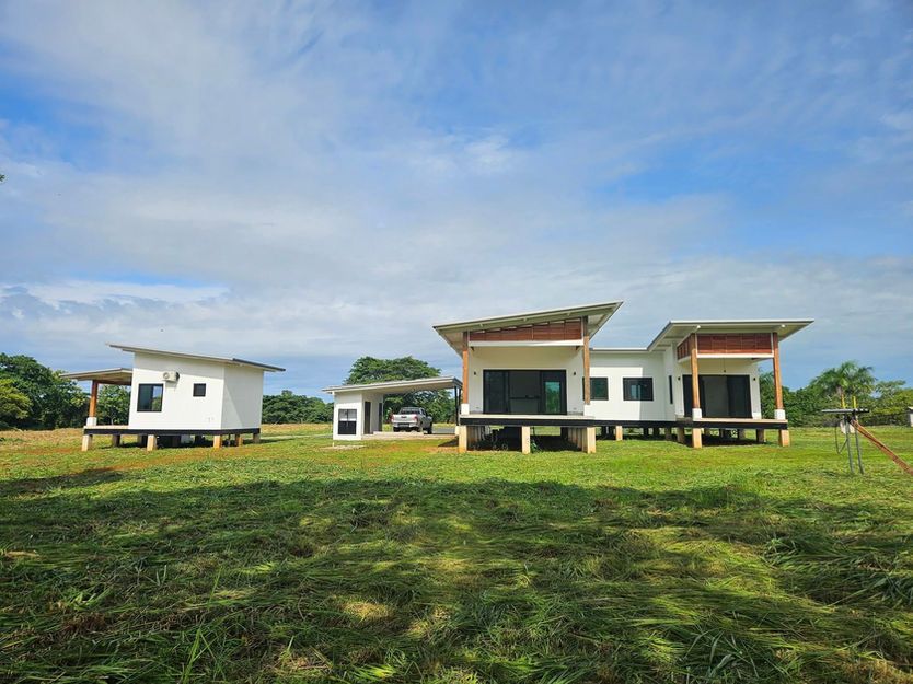 “New tropical home with modern design in Punta Mala – Piedra Viva development”