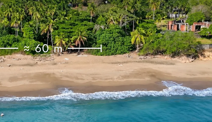 Approximately 60 meters of direct beach frontage in Los Destiladeros, Pedasí.