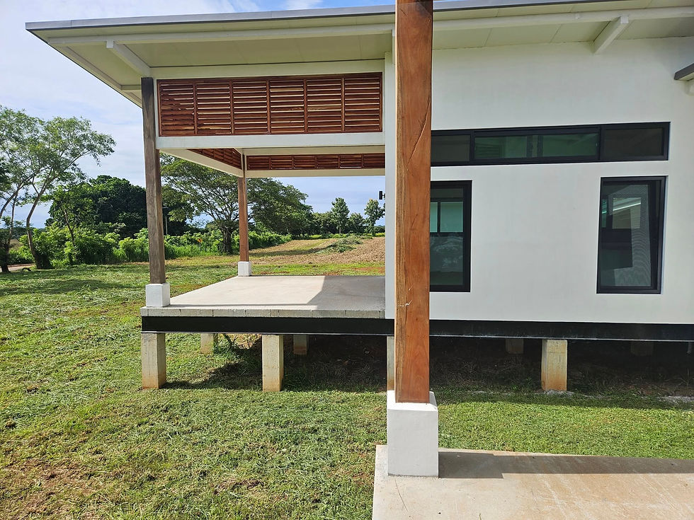 This modern tropical home in Punta Mala, just minutes from Pedasí and stunning beaches, is designed for comfort, efficiency, and natural airflow.