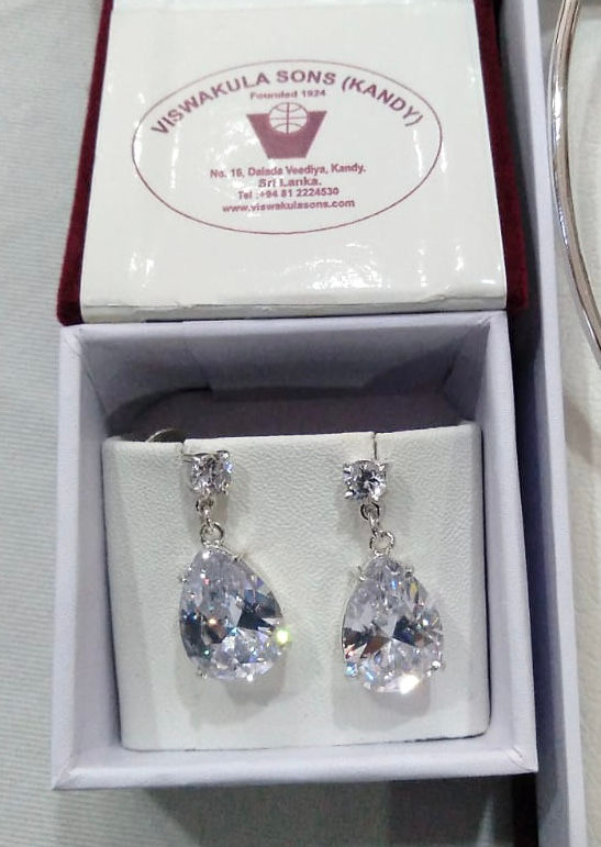 Customized earrings