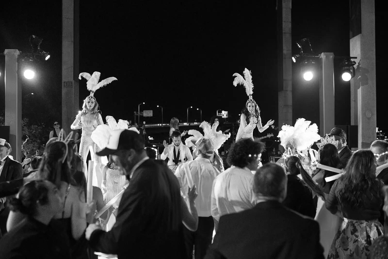 Hora loca show miami wedding